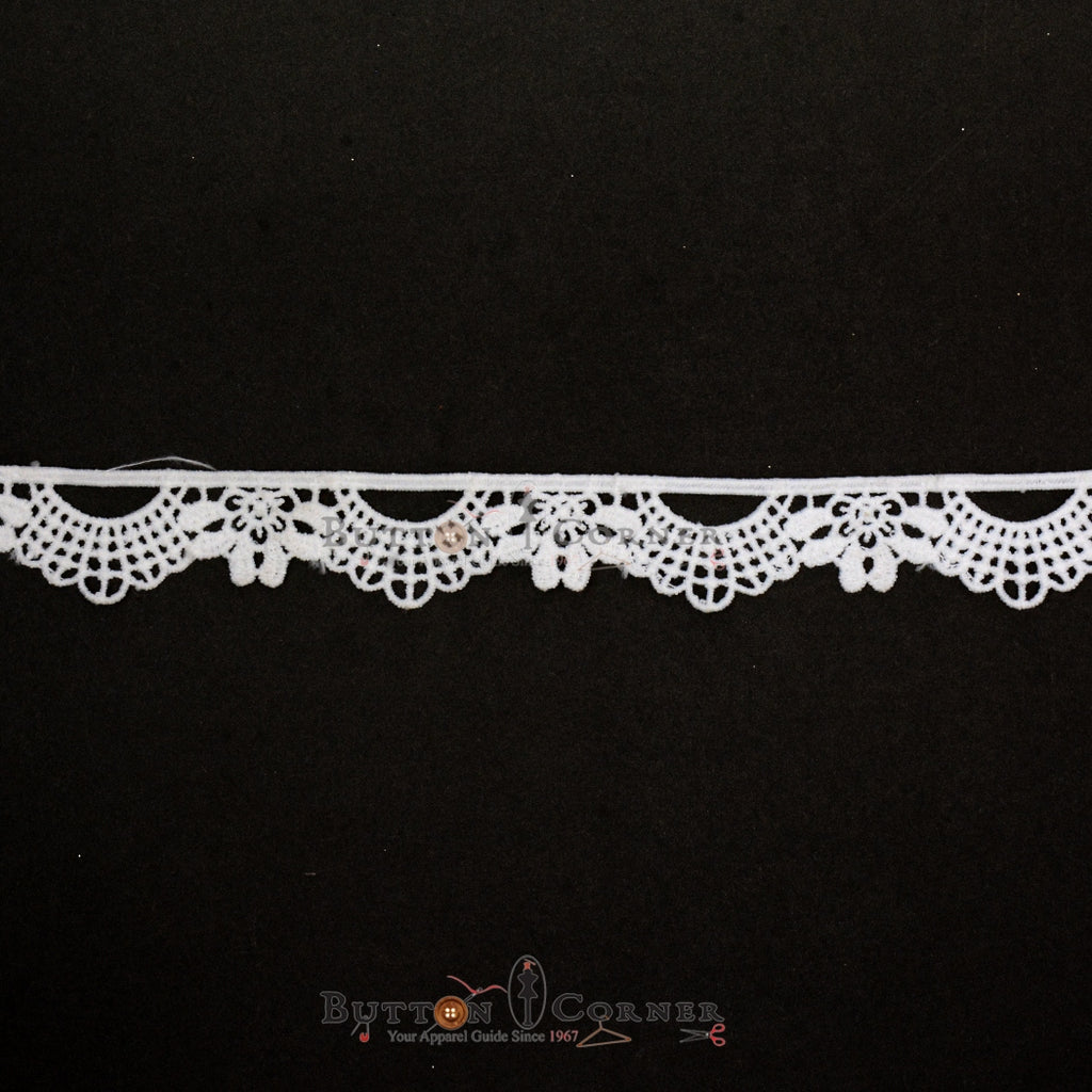 One Side Border Shuttle Lace