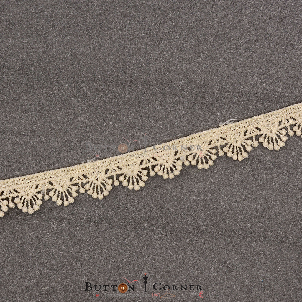 One Side Border Shuttle Lace