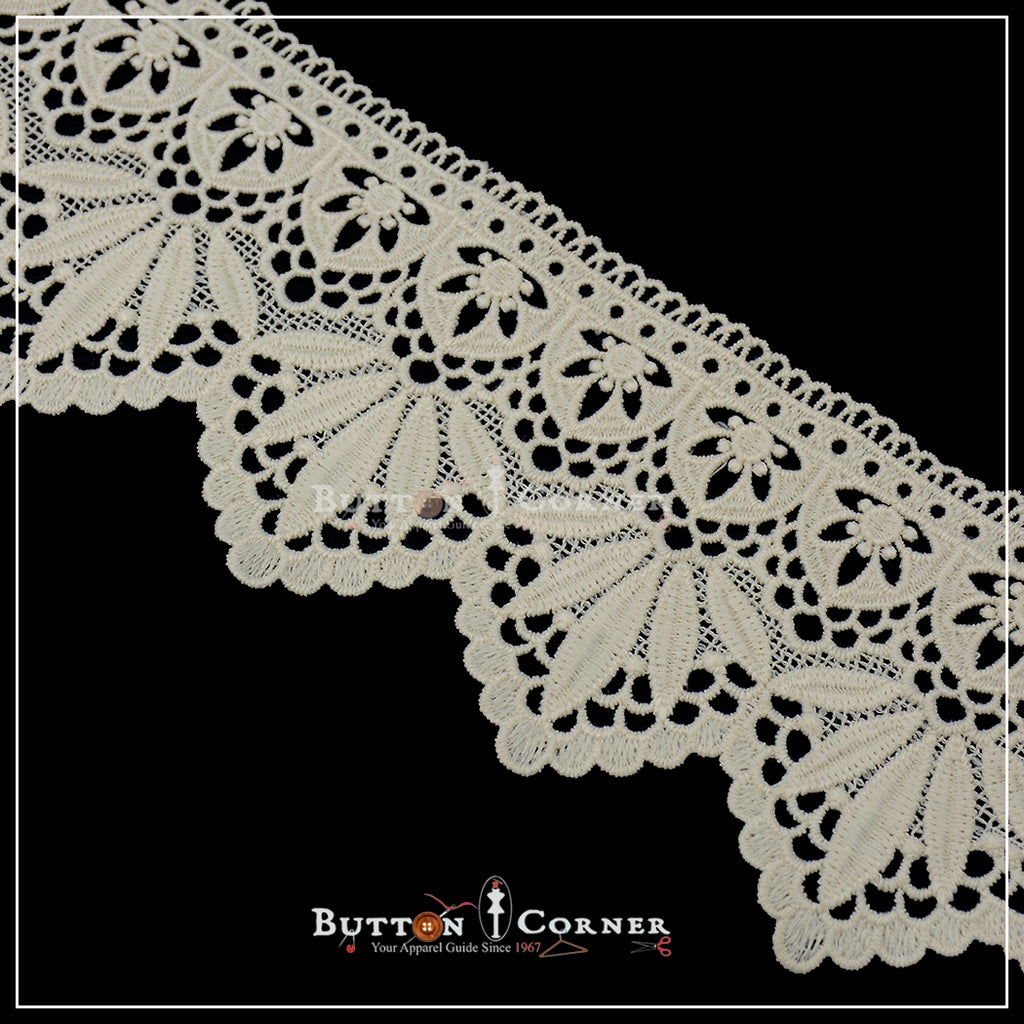 One Side Border Shuttle Lace