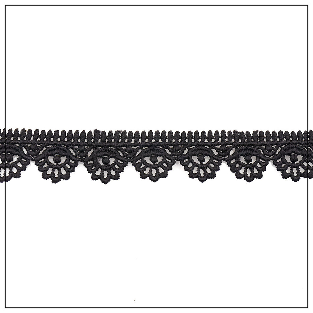 One Side Border Shuttle Lace