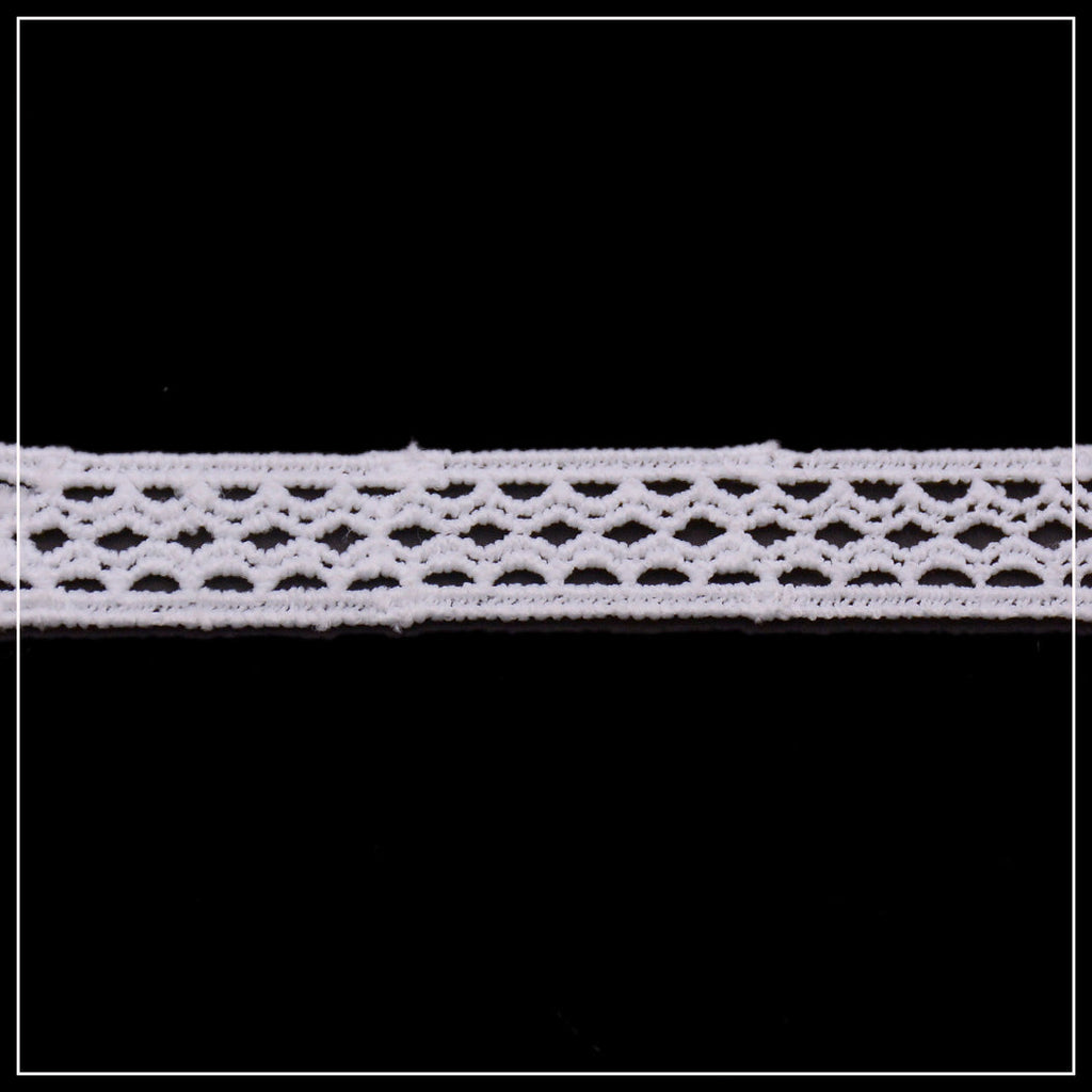 Double Side Border Shuttle Lace