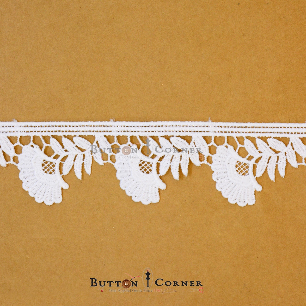 One Side Border Shuttle Lace
