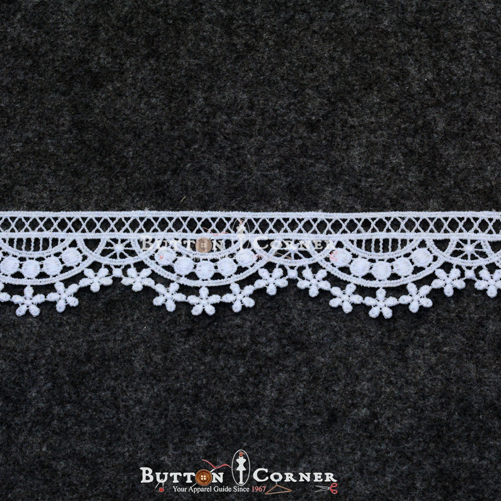 One Side Border Shuttle Lace