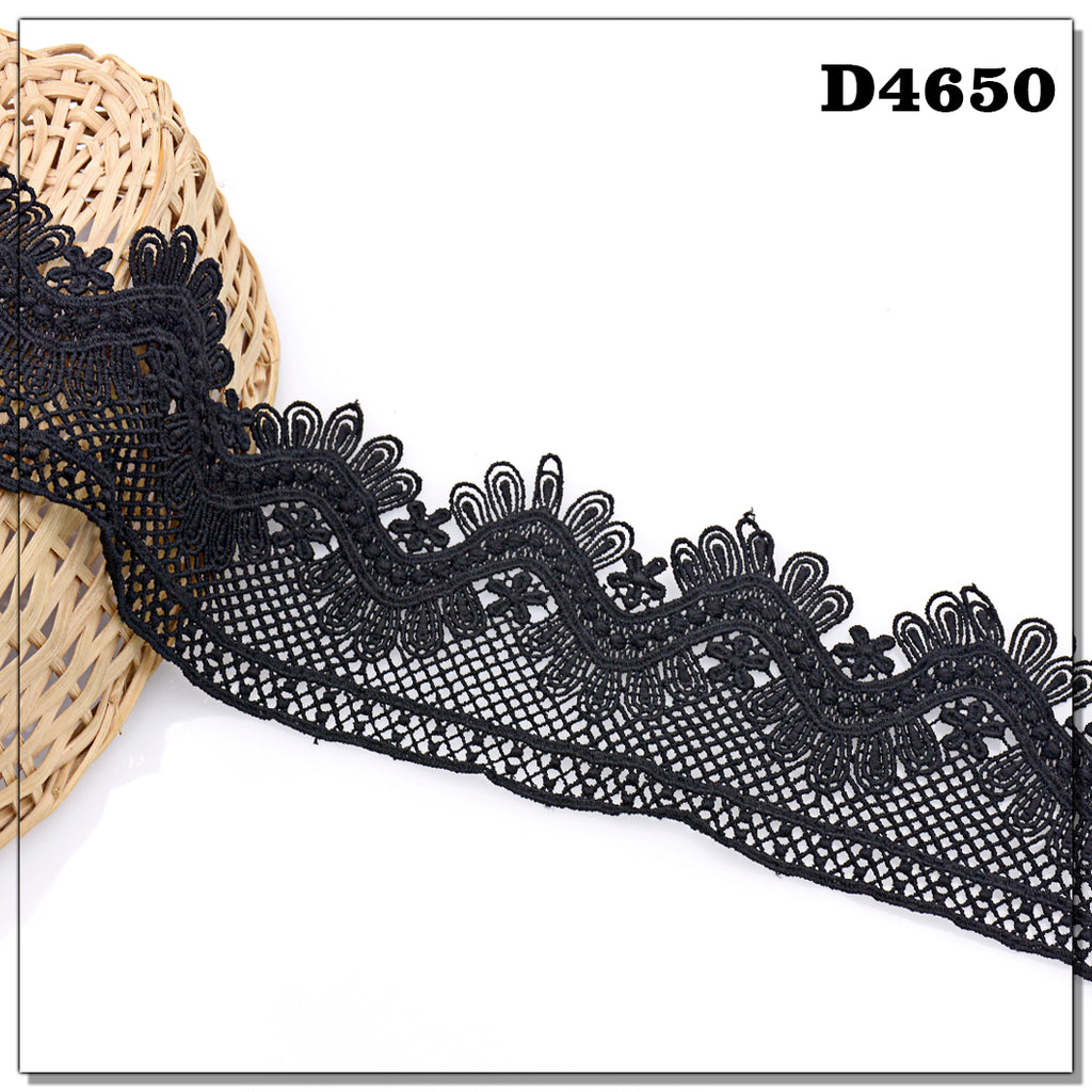 Shuttle One Side Border Lace