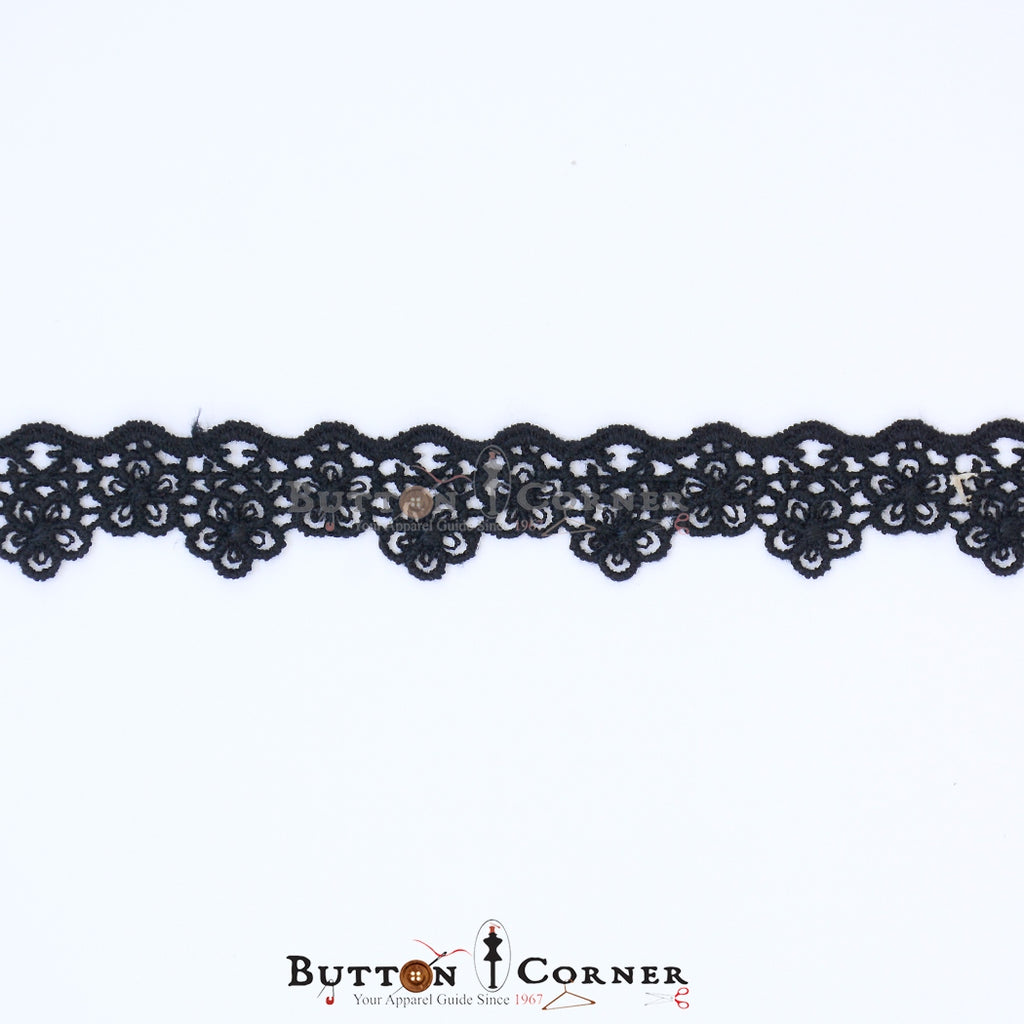 One Side Border Shuttle Lace