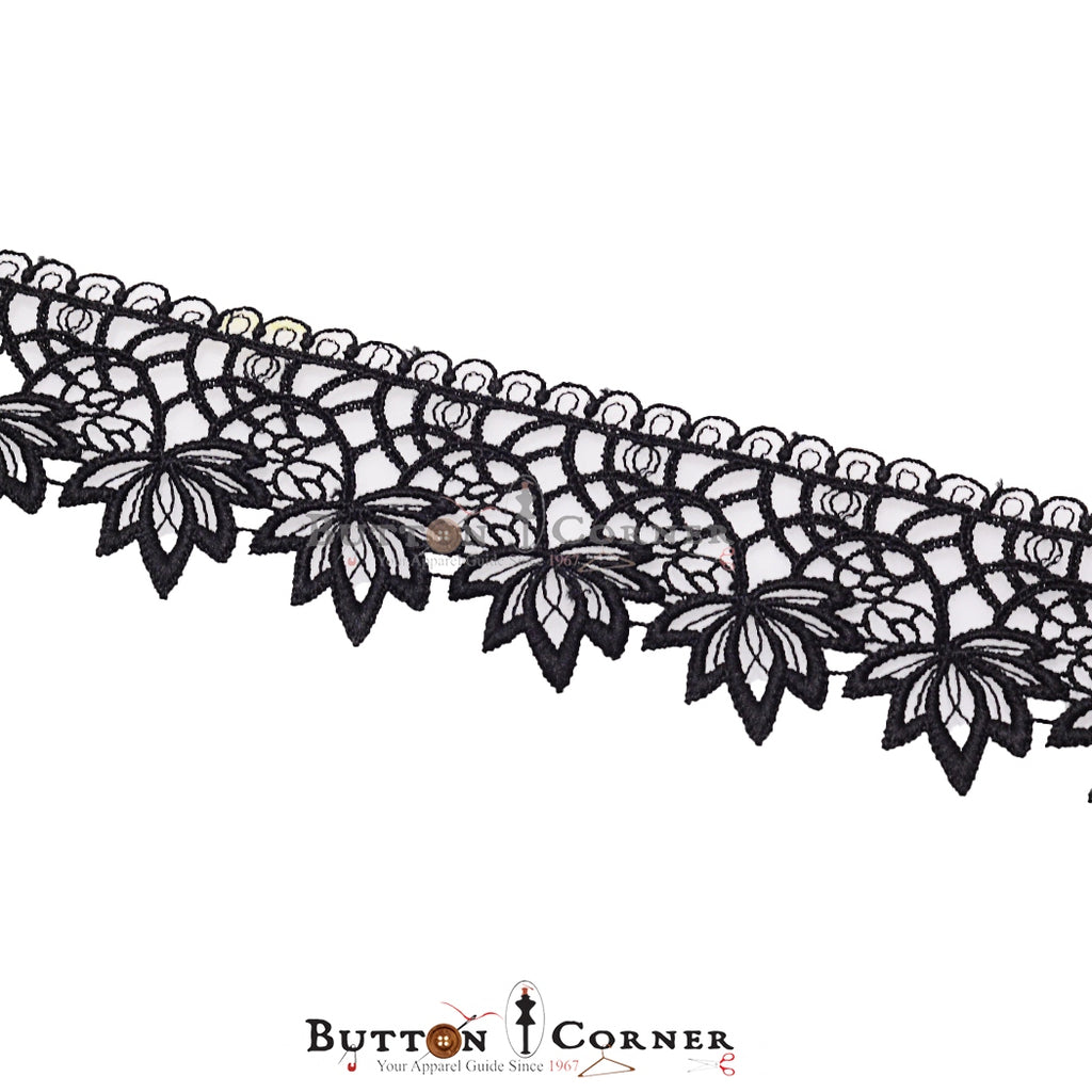One Side Border Shuttle Lace