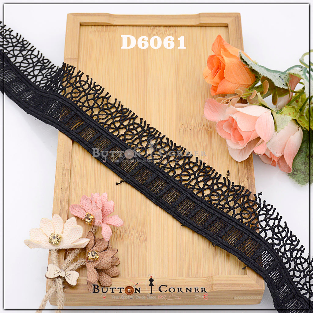 Shuttle One Side Border Lace