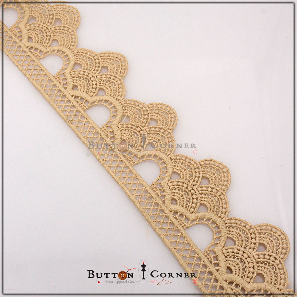 One Side Border Shuttle Lace
