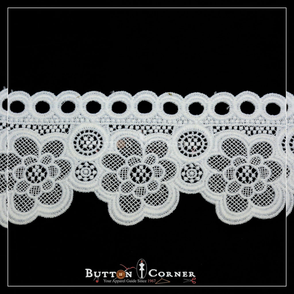 One Side Border Shuttle Lace