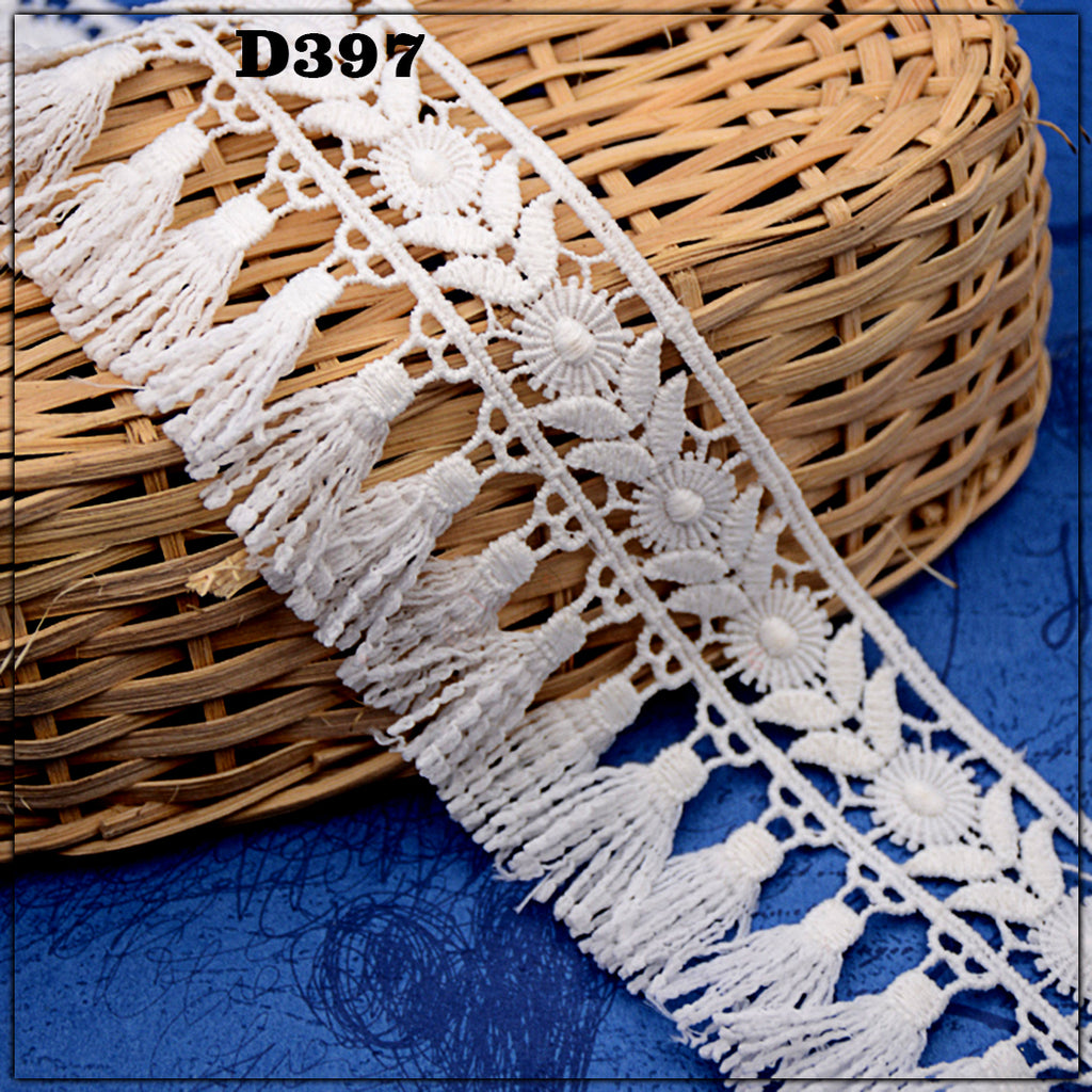 Shuttle Hanging Lace