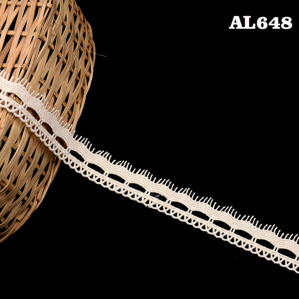 One Side Border Shuttle Lace