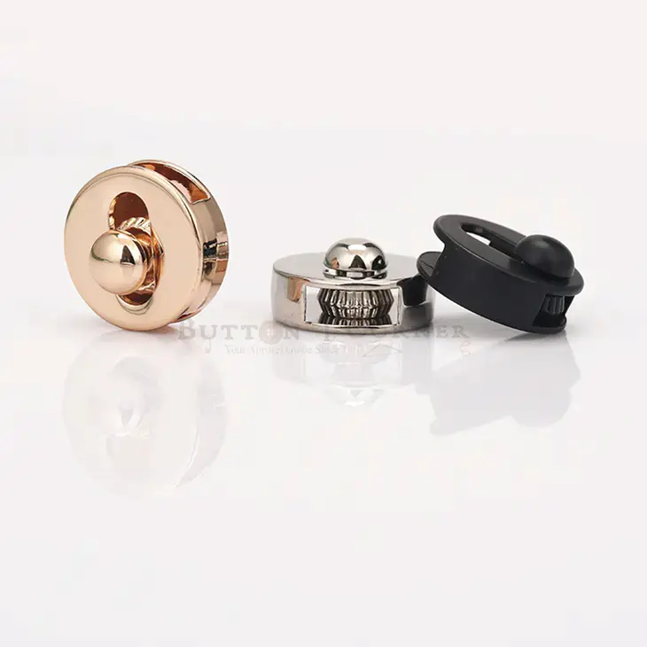 M2004-1.webp