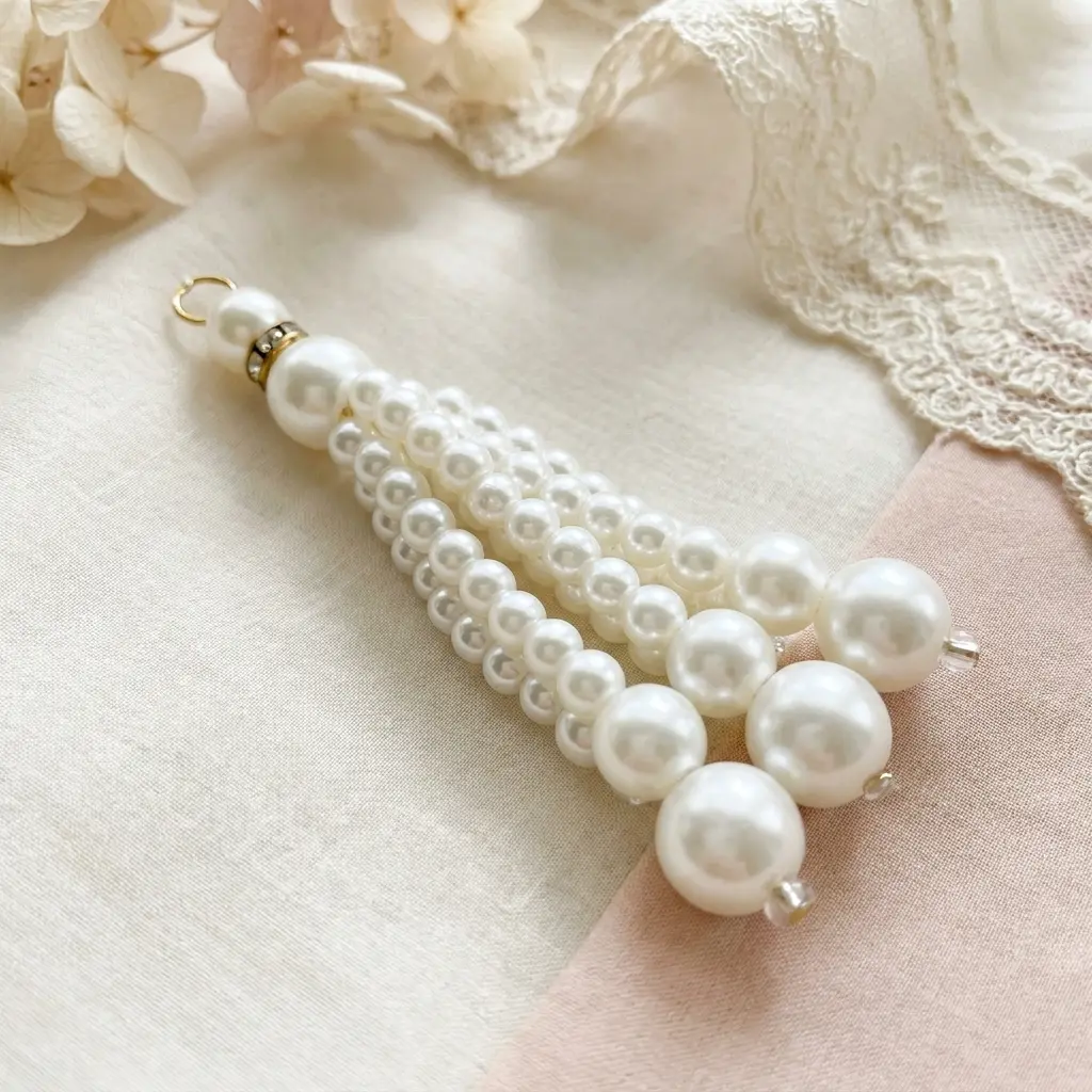 TSL352-2 PEARLY WHT.webp