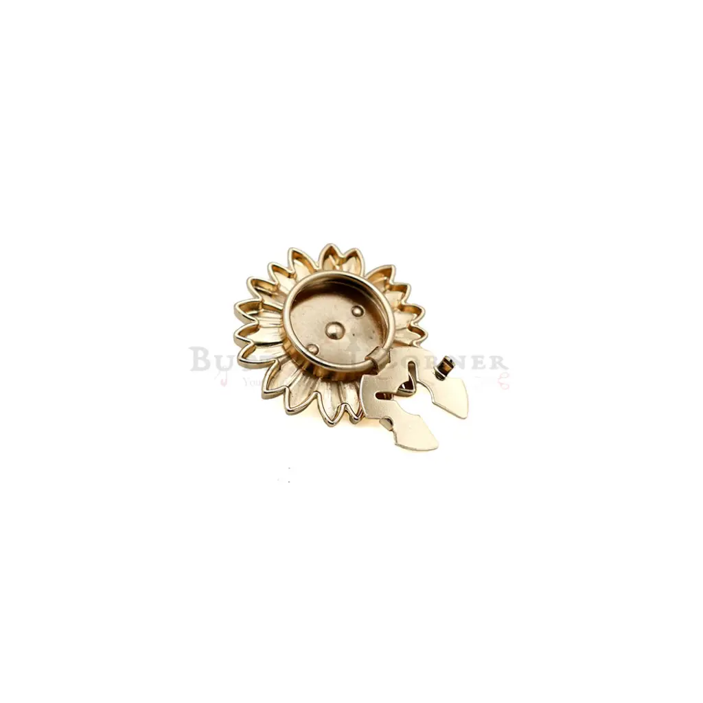 M6042-5.webp