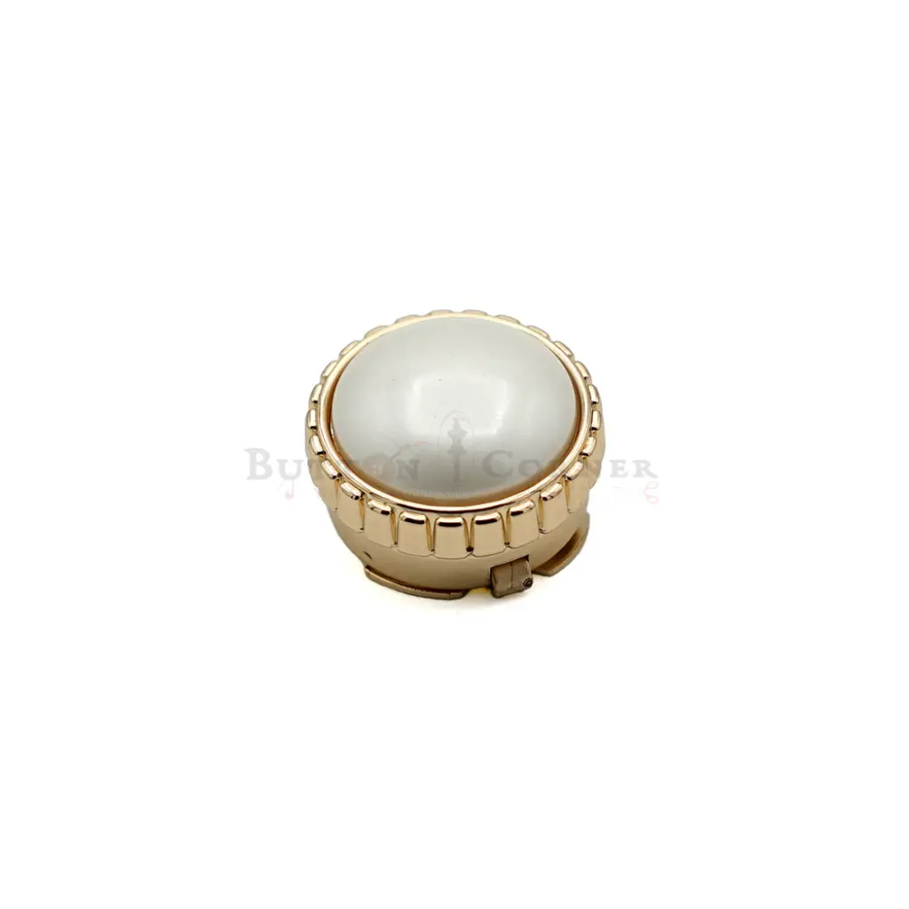 M6057-1.webp