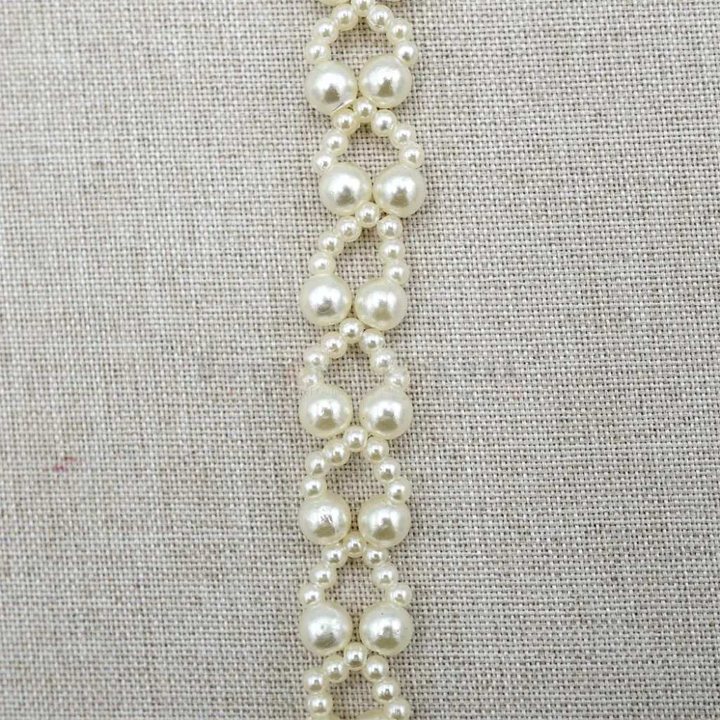 FA407-3 PEARLY WHITE.webp
