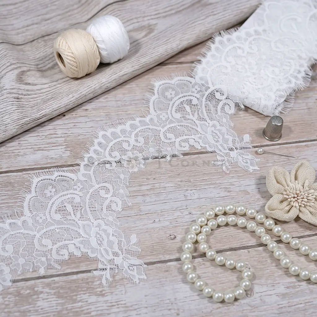 9009-4 WHITE.webp