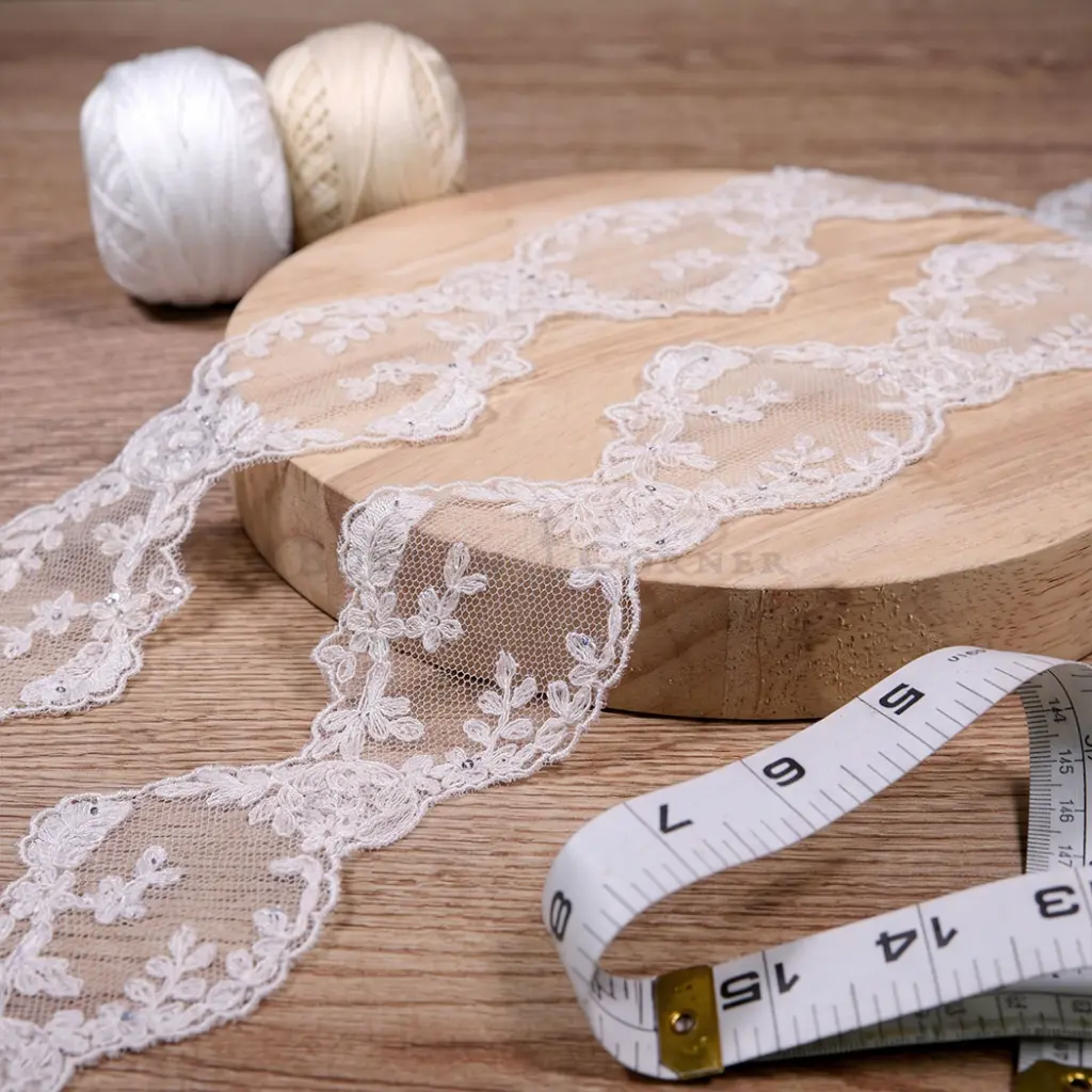 HD322-2 WHITE.webp