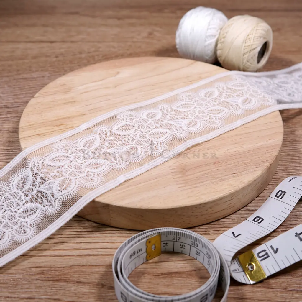 HD284-1 WHITE.webp