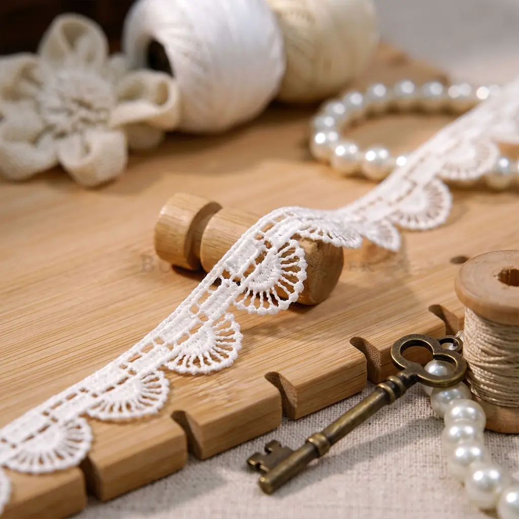 18916-3 WHITE.webp