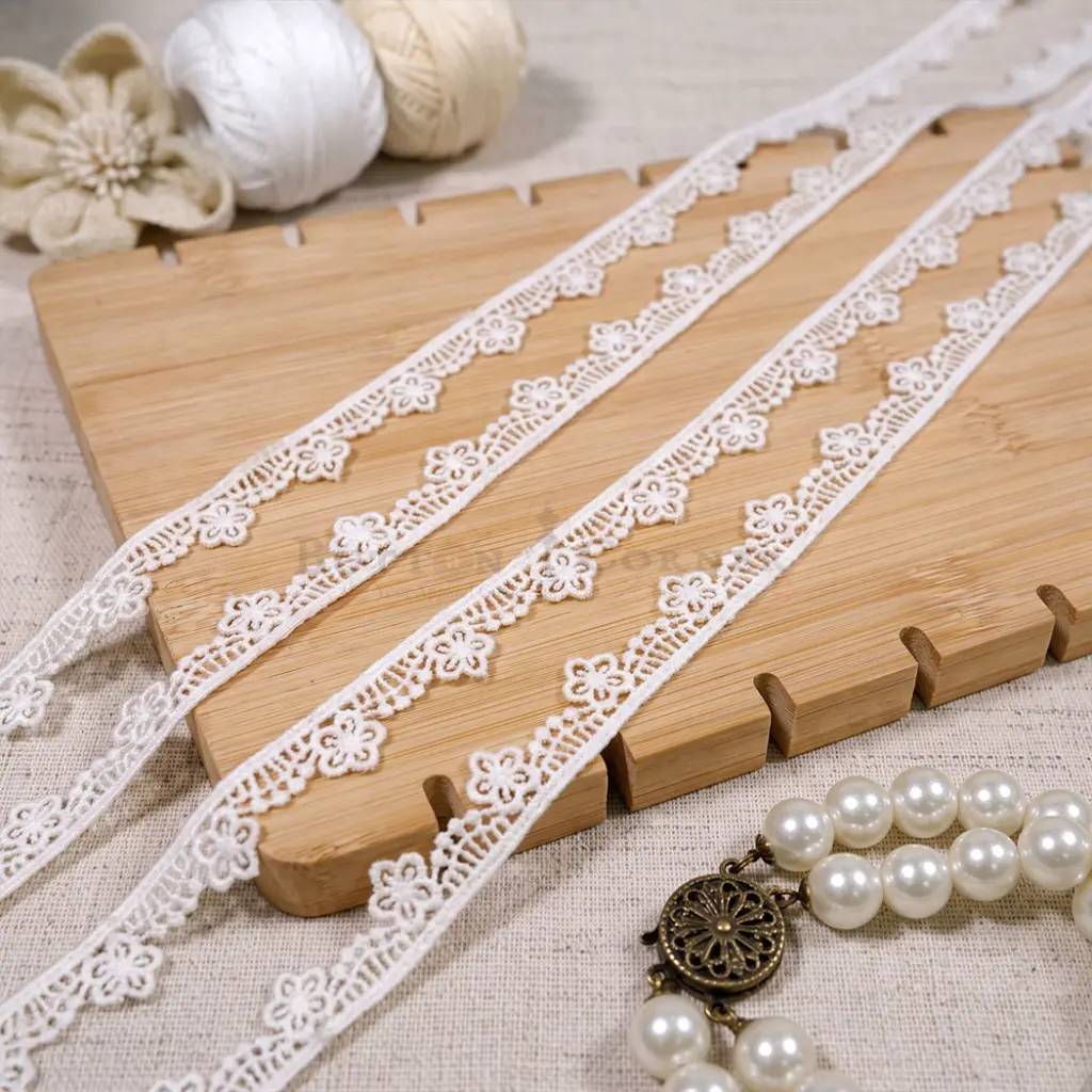 19804-3 WHITE.webp
