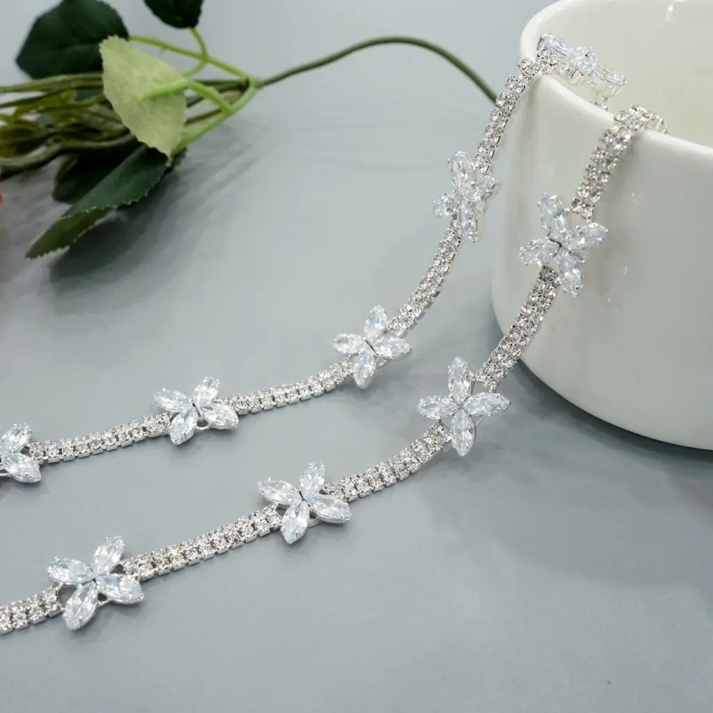 LSM-055-2 CRYSTAL WHT.webp