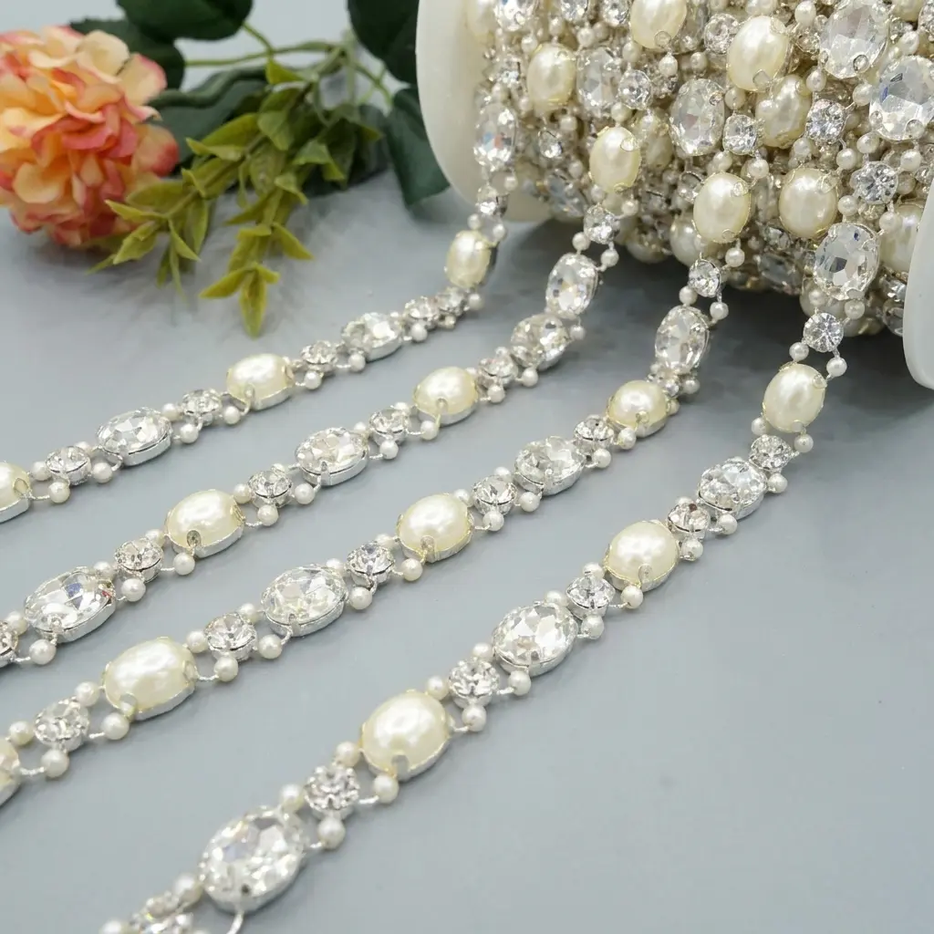 H102-3 CRYSTAL WHT.webp