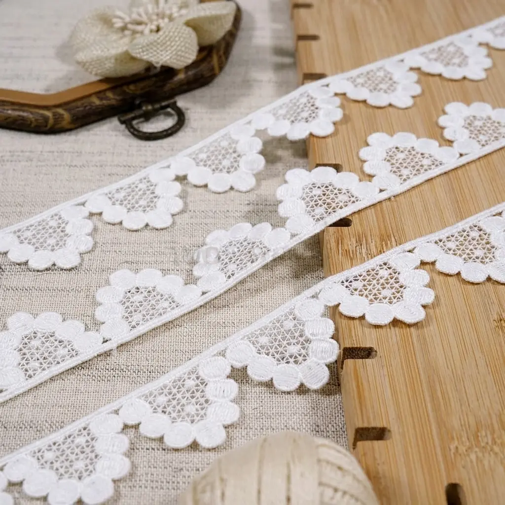 30334-3 WHITE (3).webp