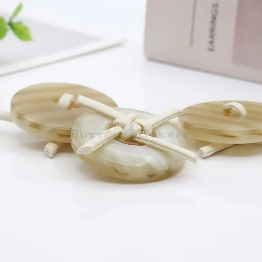 SG-3-2 OFF WHITE.webp
