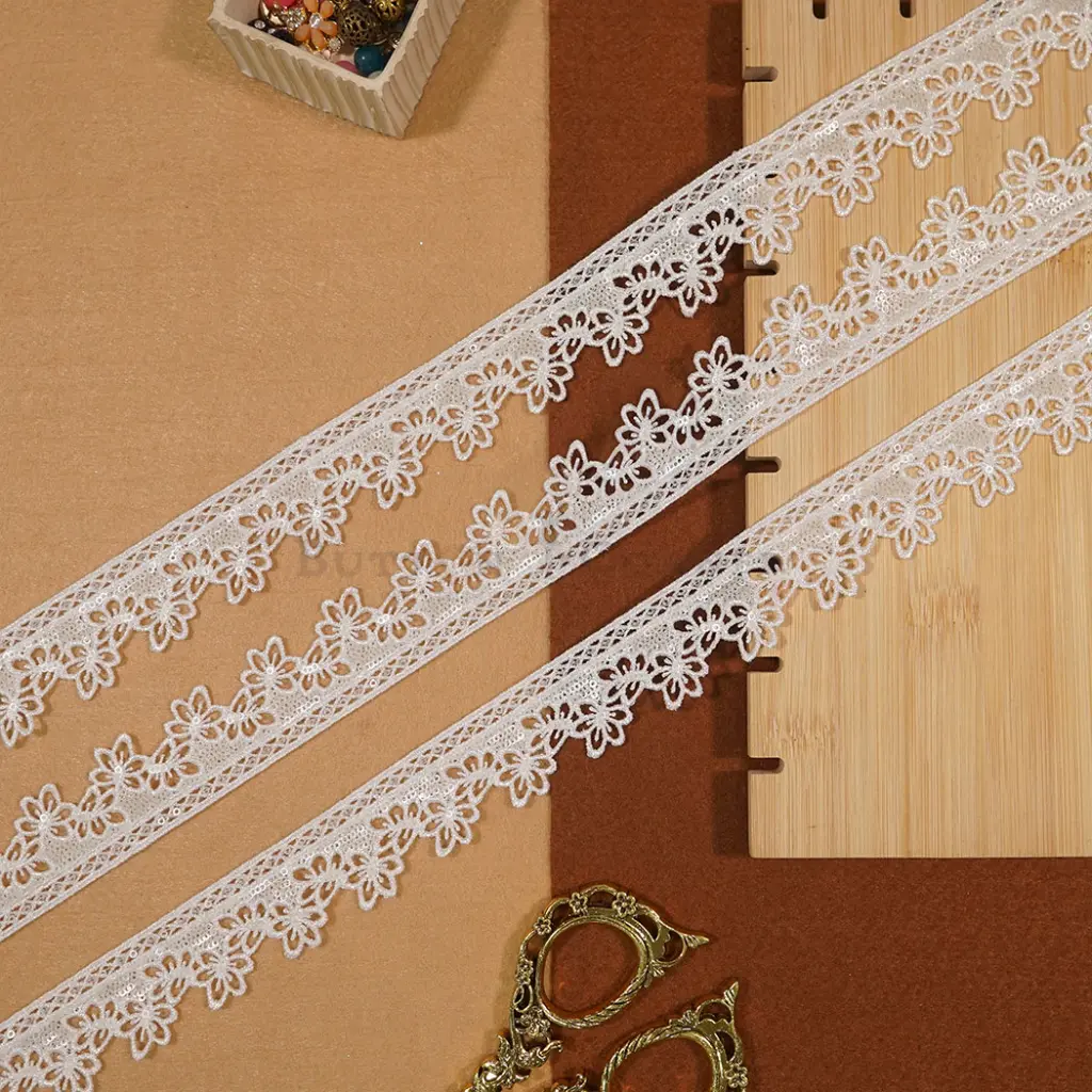 T8026 WHITE MULTI.webp