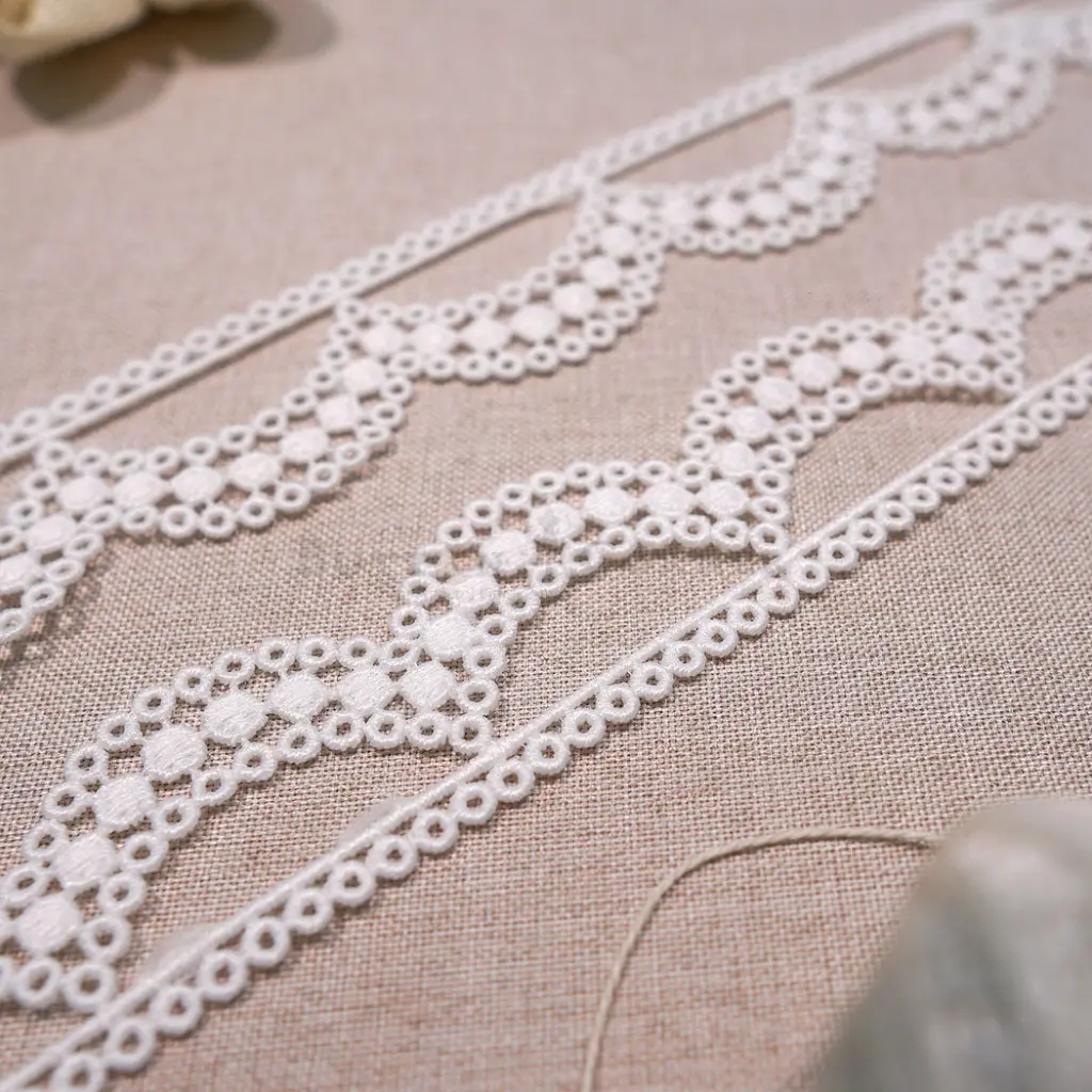 19253-3-4 WHITE.webp