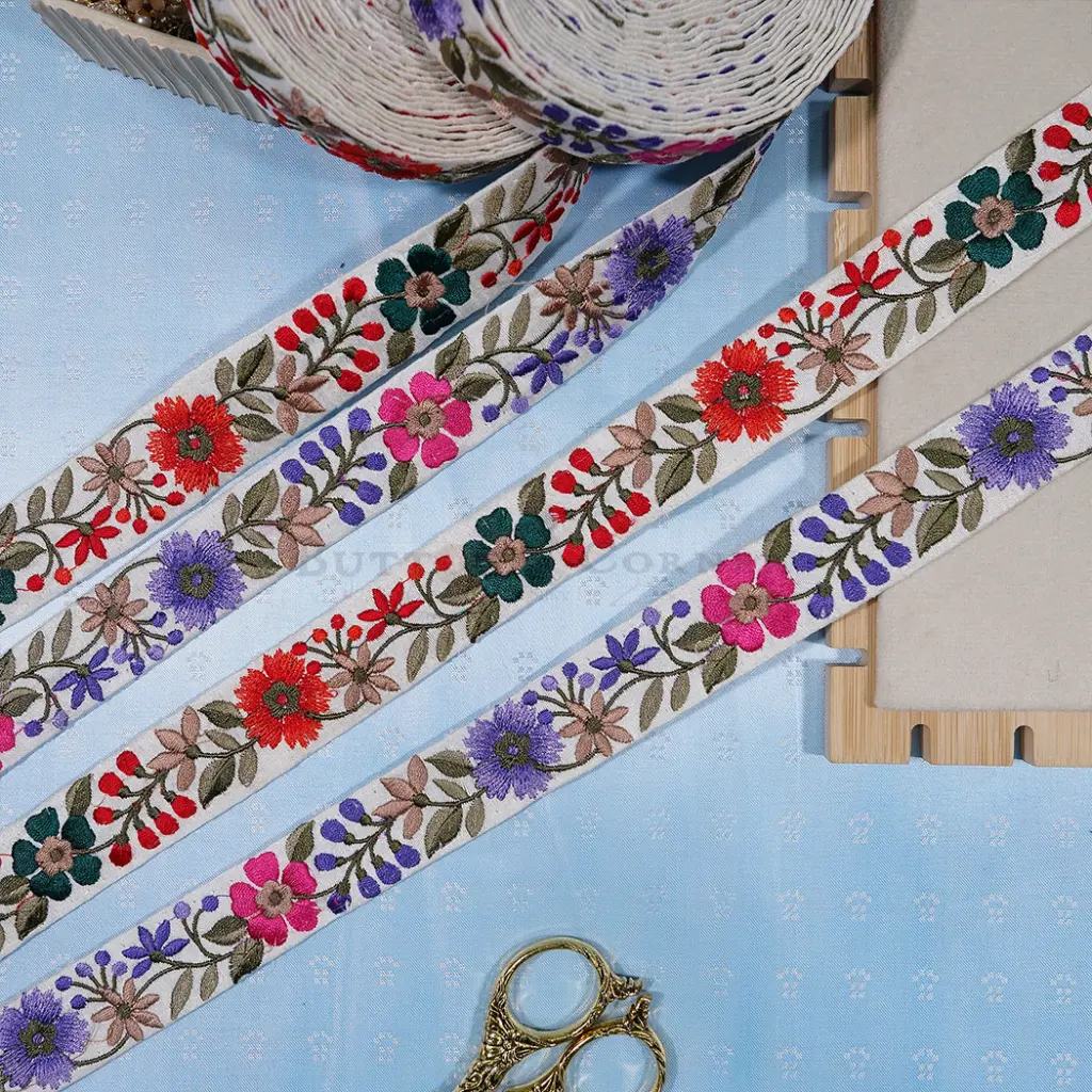 EML484 WHITE MULTI.webp