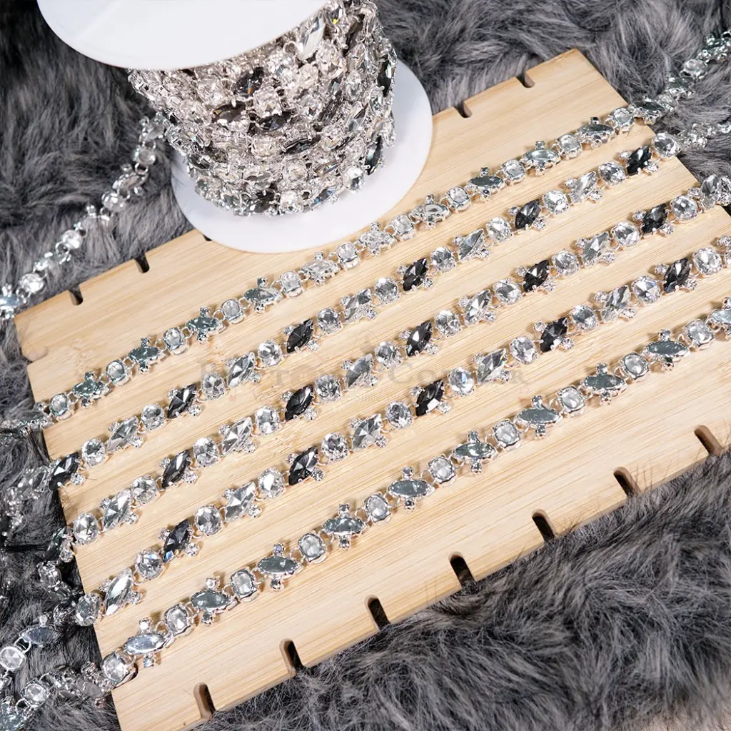H180 Black Diamond + Crystal Wht-2.webp