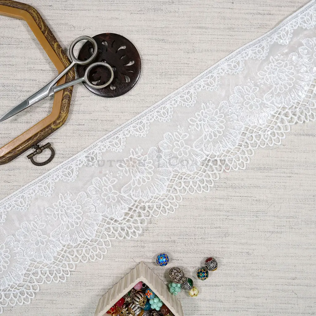 D28150 WHITE.webp