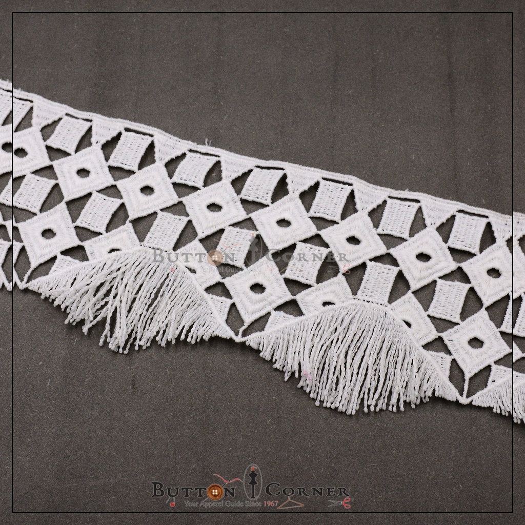 Shuttle Hanging Lace