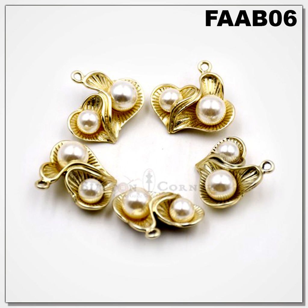 Seashell With Stone Pendent