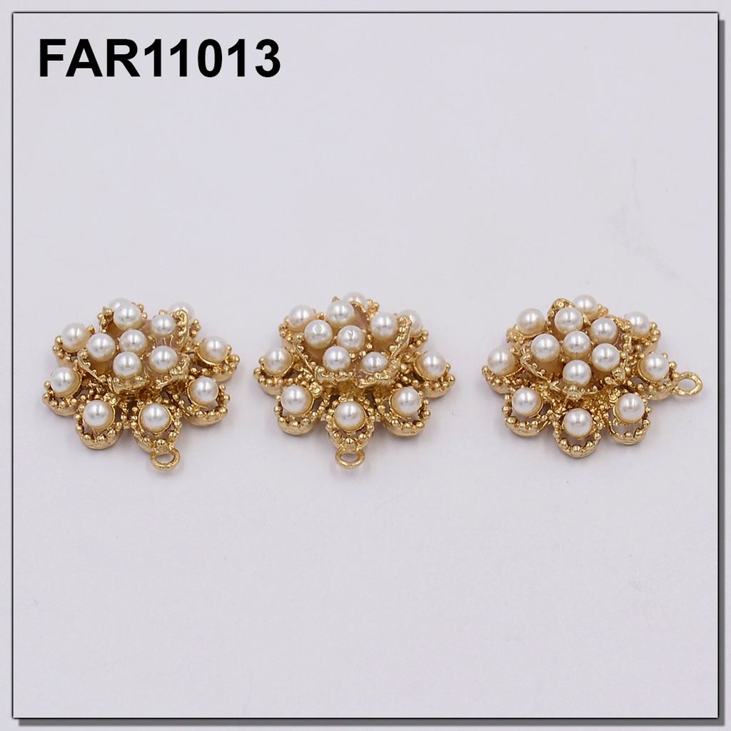 Double Flower With Pearl Pendant