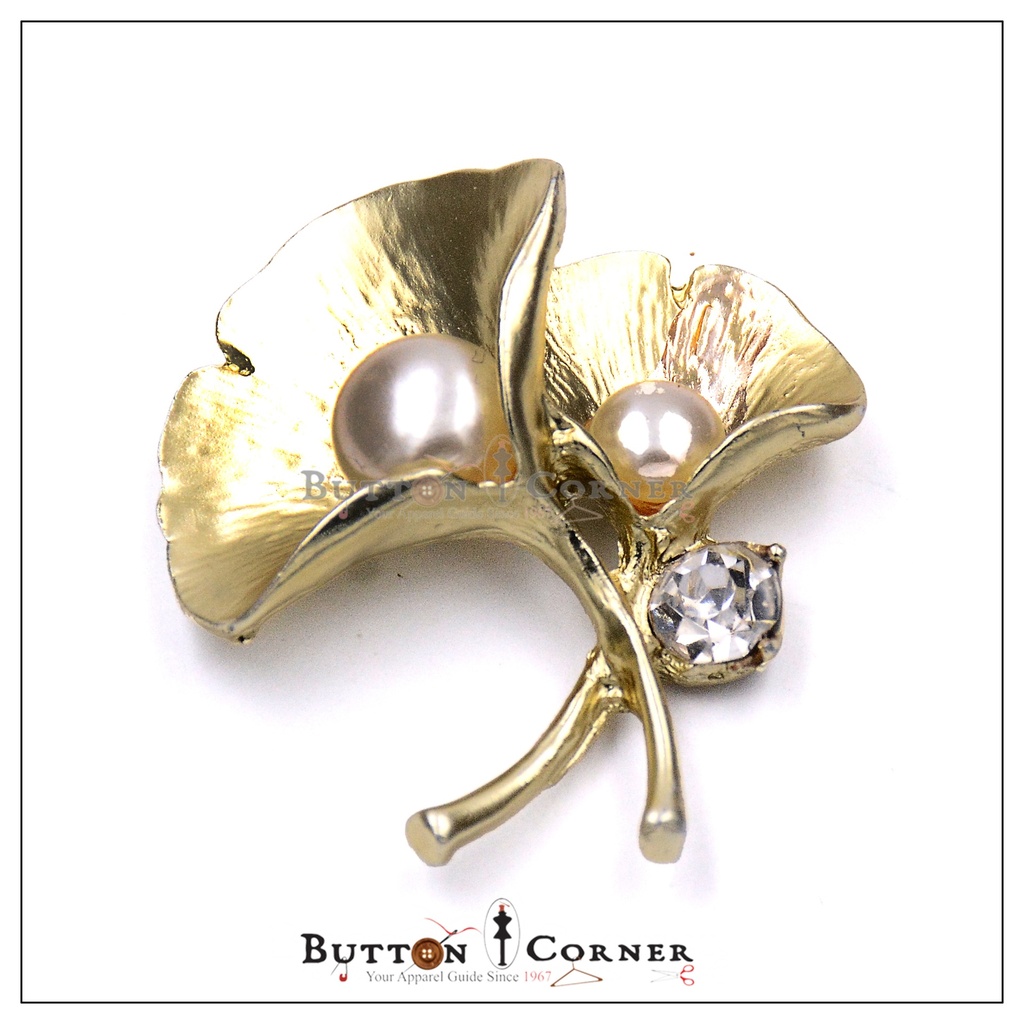 Two Flower With Pearl Pendant