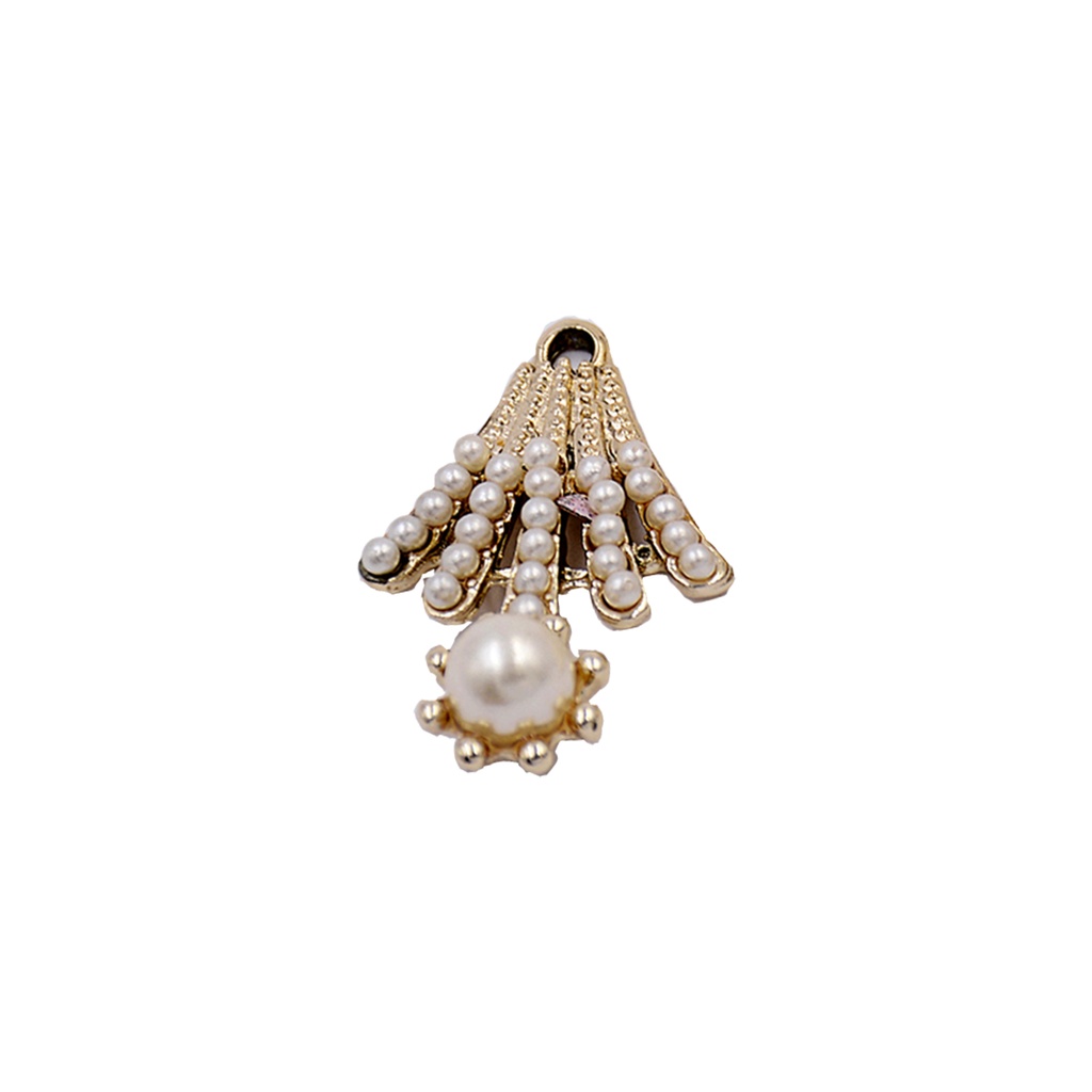 Seashell Shape With Pearl Pendant