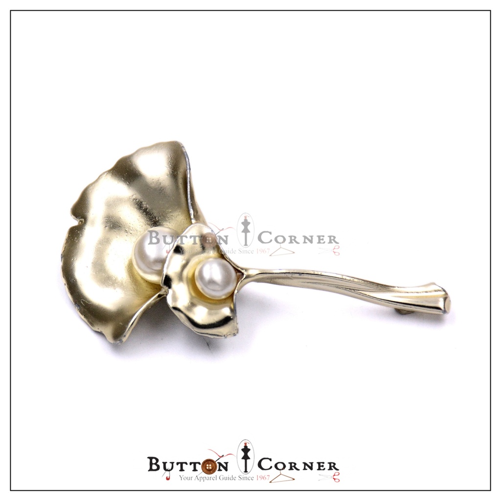 Flowers In Pearl Pendant