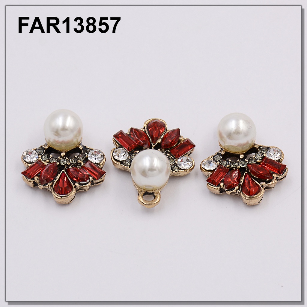 Fancy Pearl & Crystal Pendant