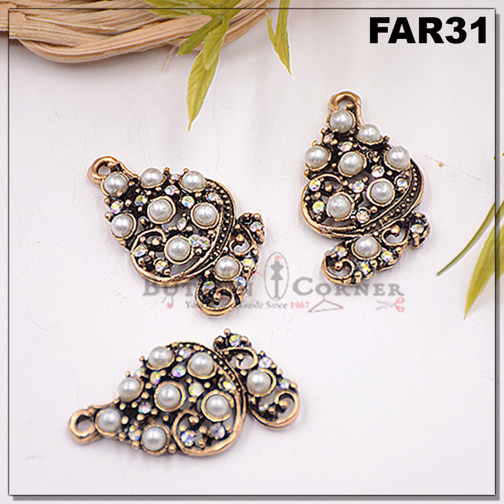 Vintage Design Pendant