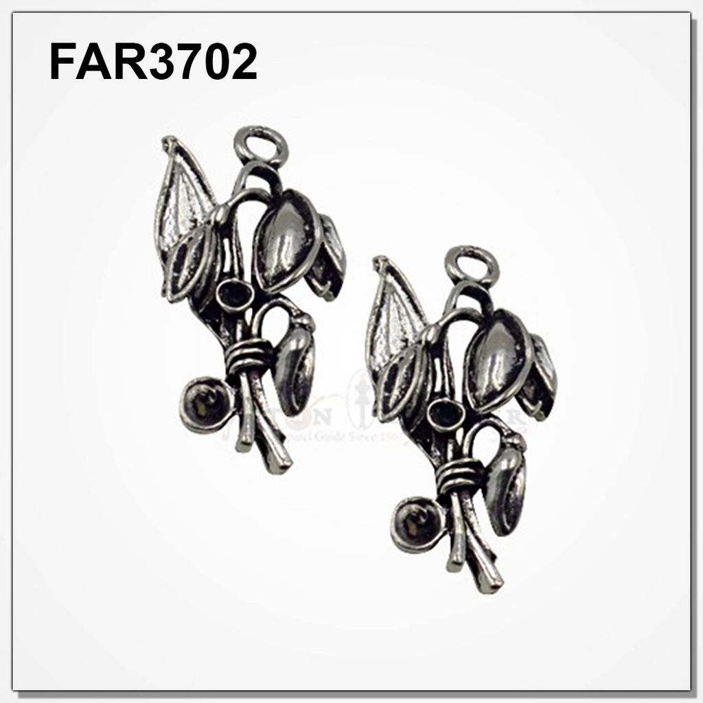 Twig Flower & Leaf Pendant
