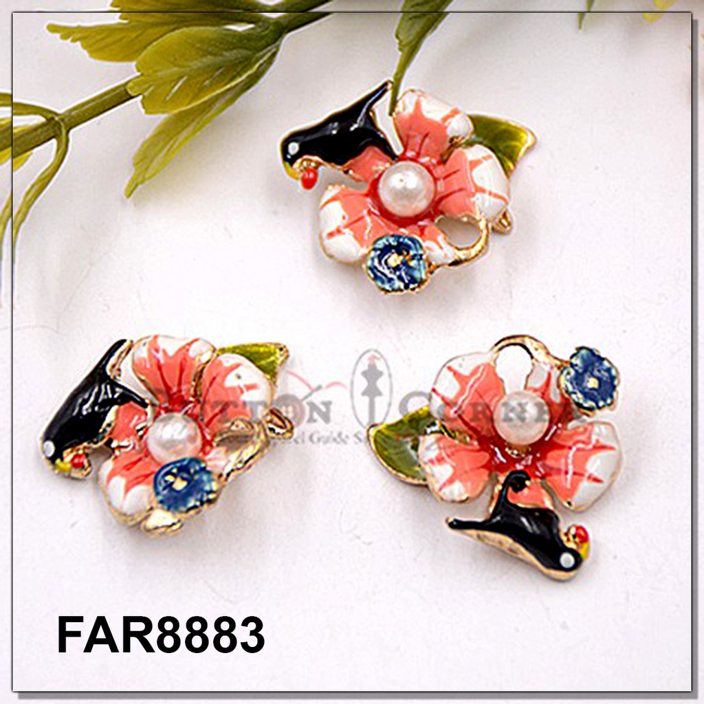 Flower In Sparrow Pendant