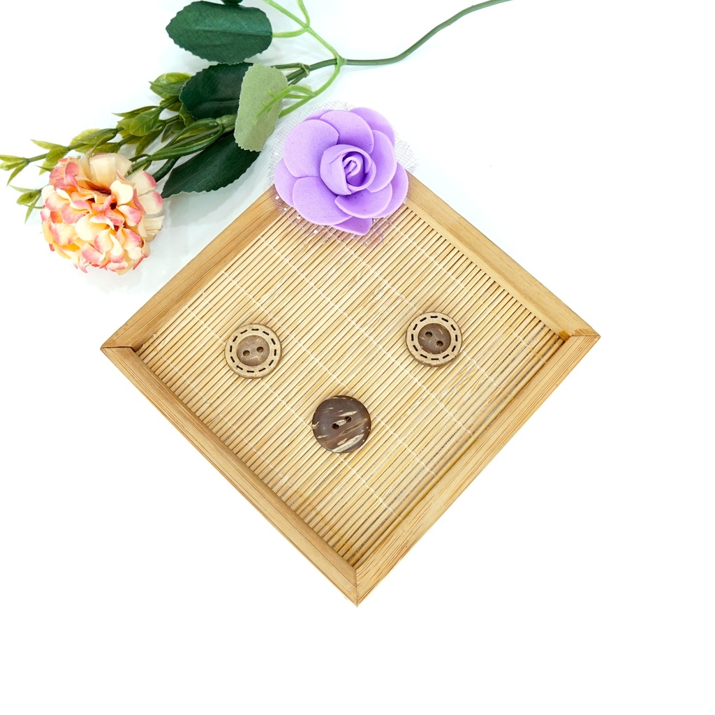 Border Stitches 2 Hole Coconut Button