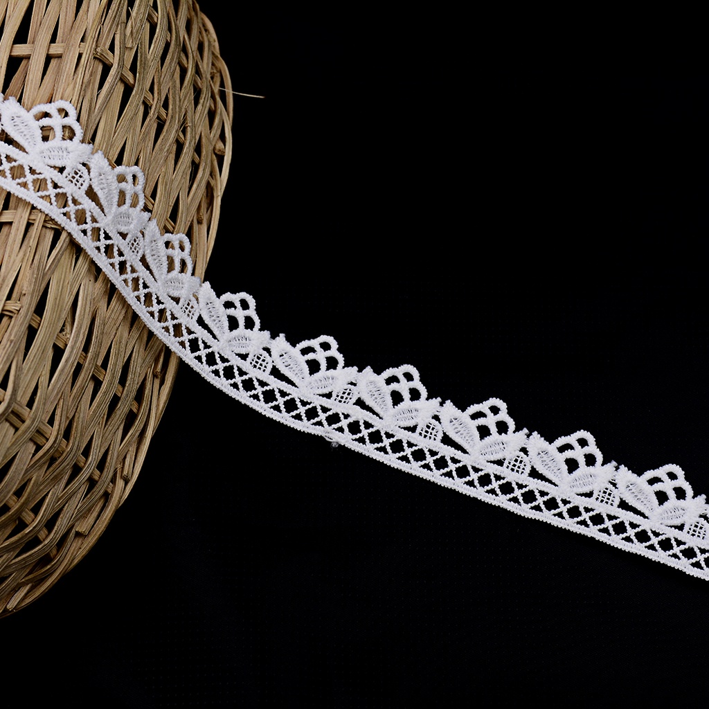 One Side Border Shuttle Lace