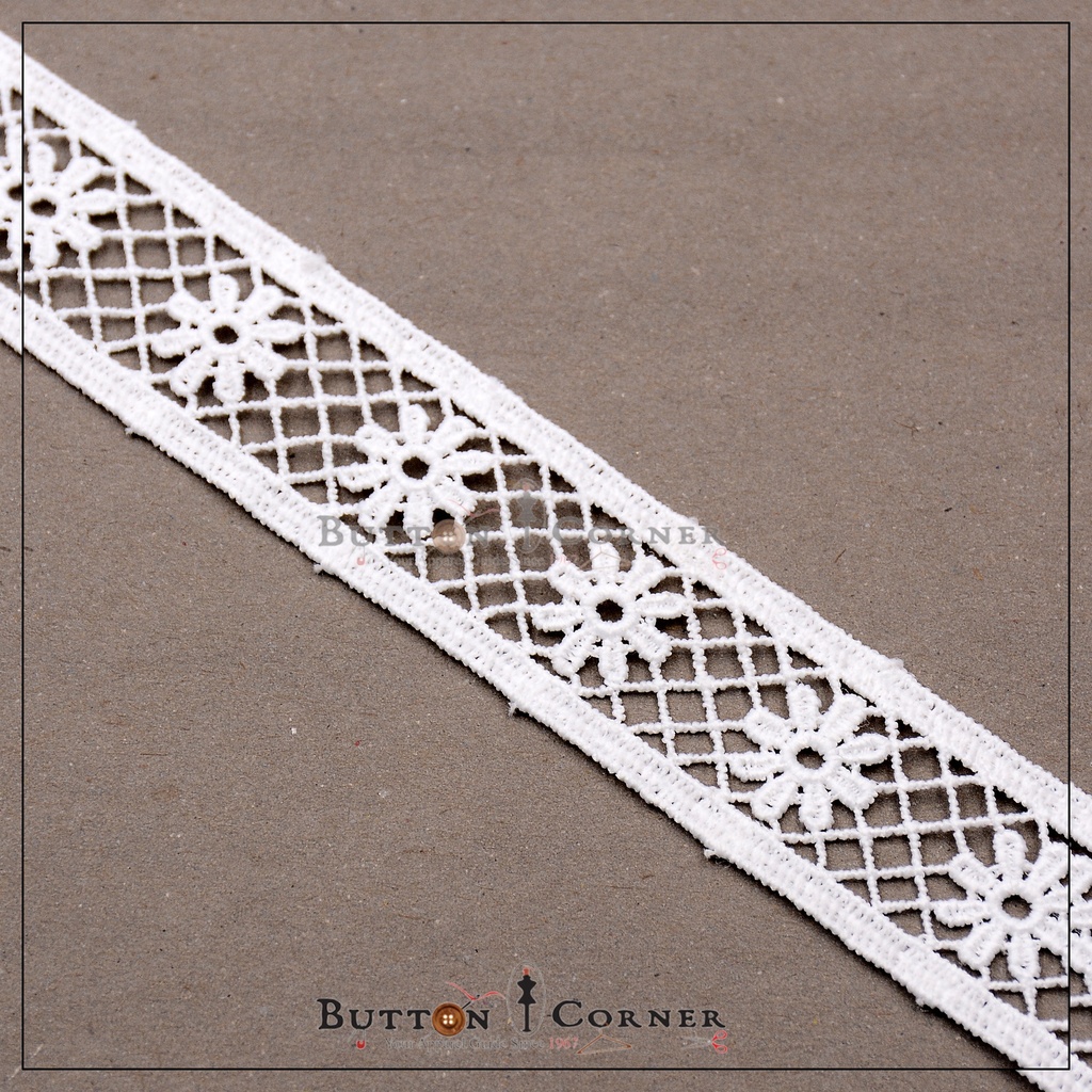Double Side Border Shuttle Lace