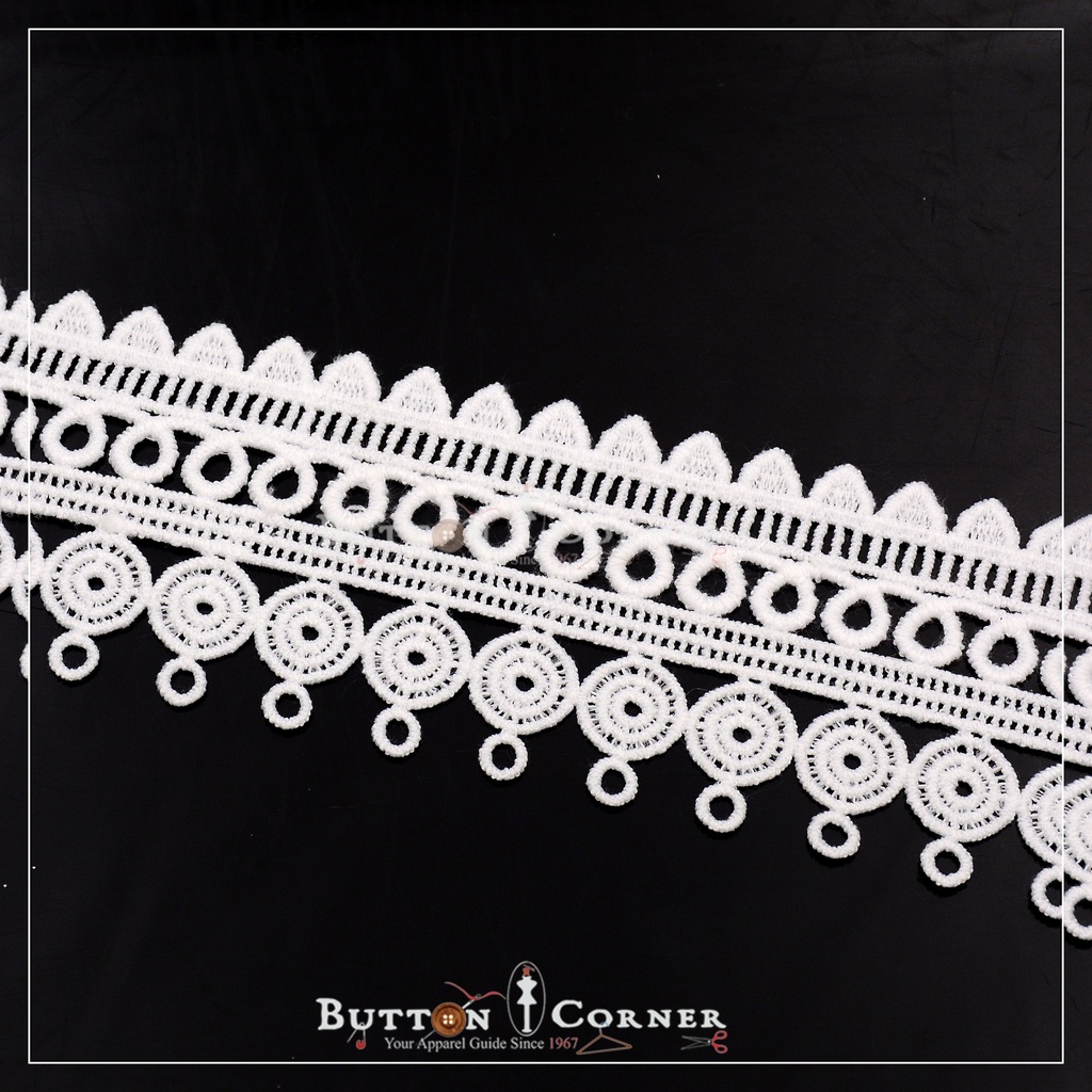 Milky Shuttle Lace