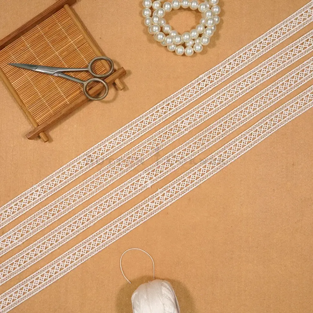 Double Side Border Shuttle Lace