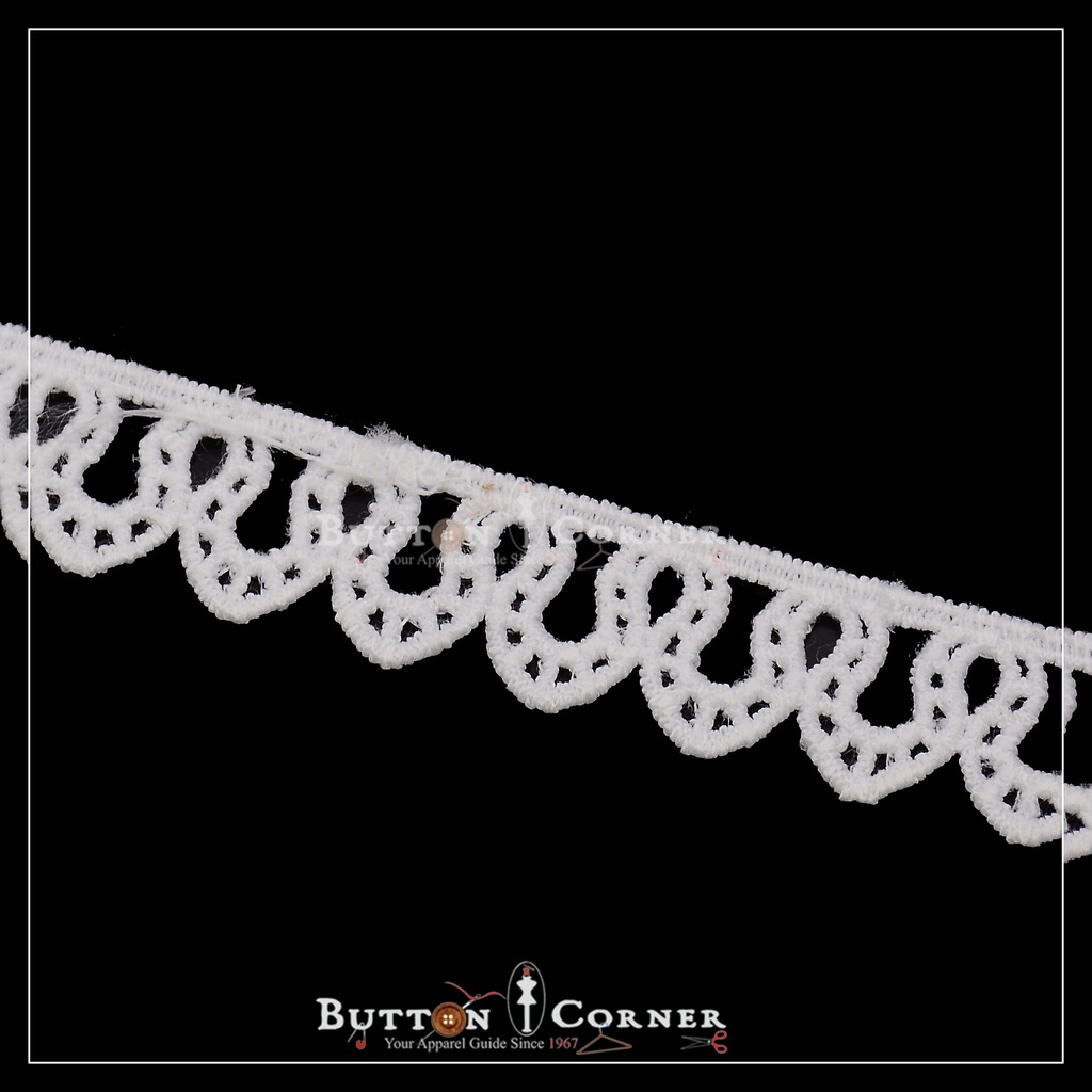 One Side Border Shuttle Lace